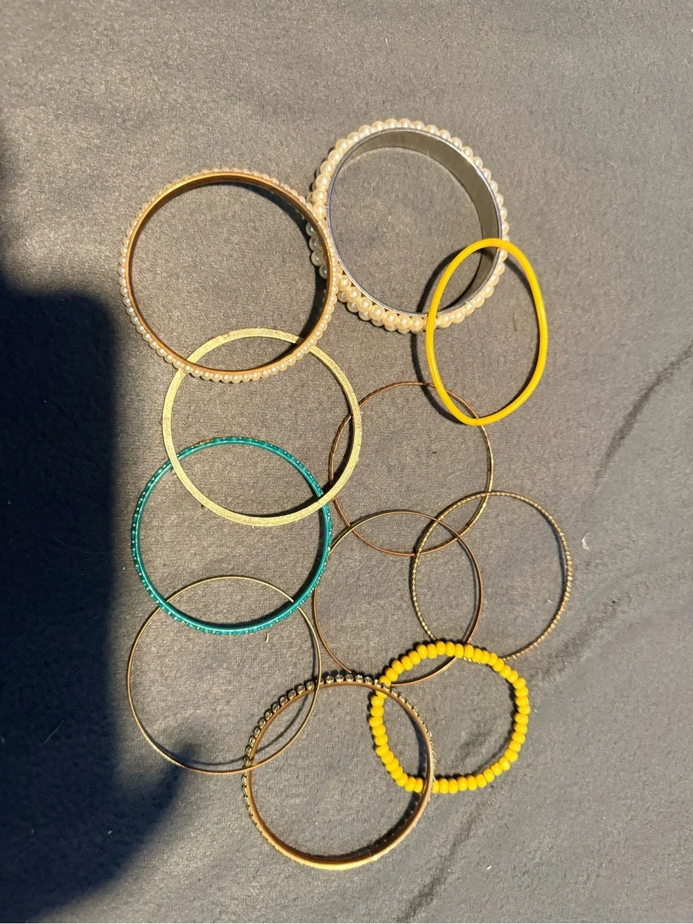 Mixed Metal and Bead Women's Bangle Bracelet Set - Yellow, Teal, Gold